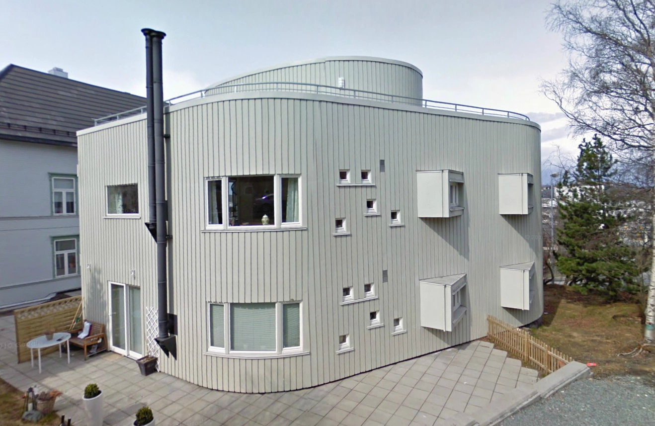 Gamle Kongevei i Trondheim, nye boliger blant eldre trehus