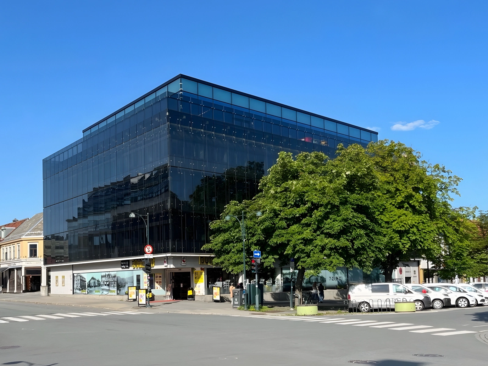 Lykkegården i Munkegata, tomta brukt hardt